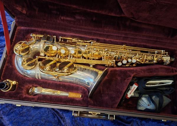 Jupiter Altsax JAS-869, frühere Profi-Klasse, Sterling-Silber-Bogen